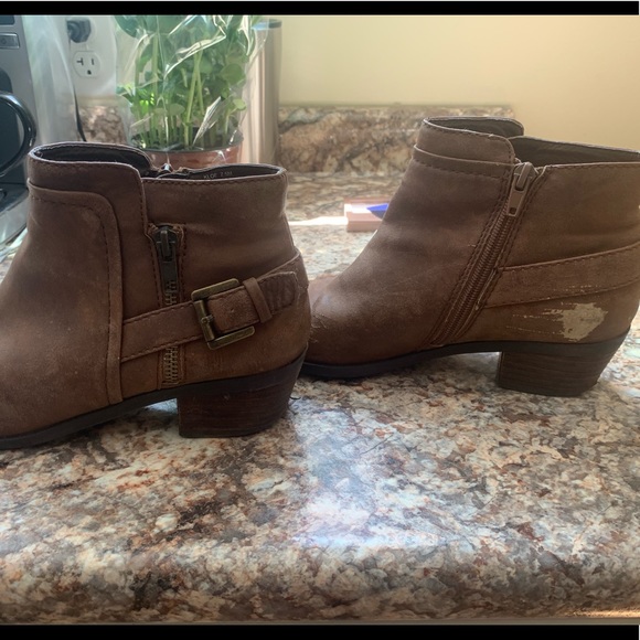 Brown booties - Picture 2 of 7